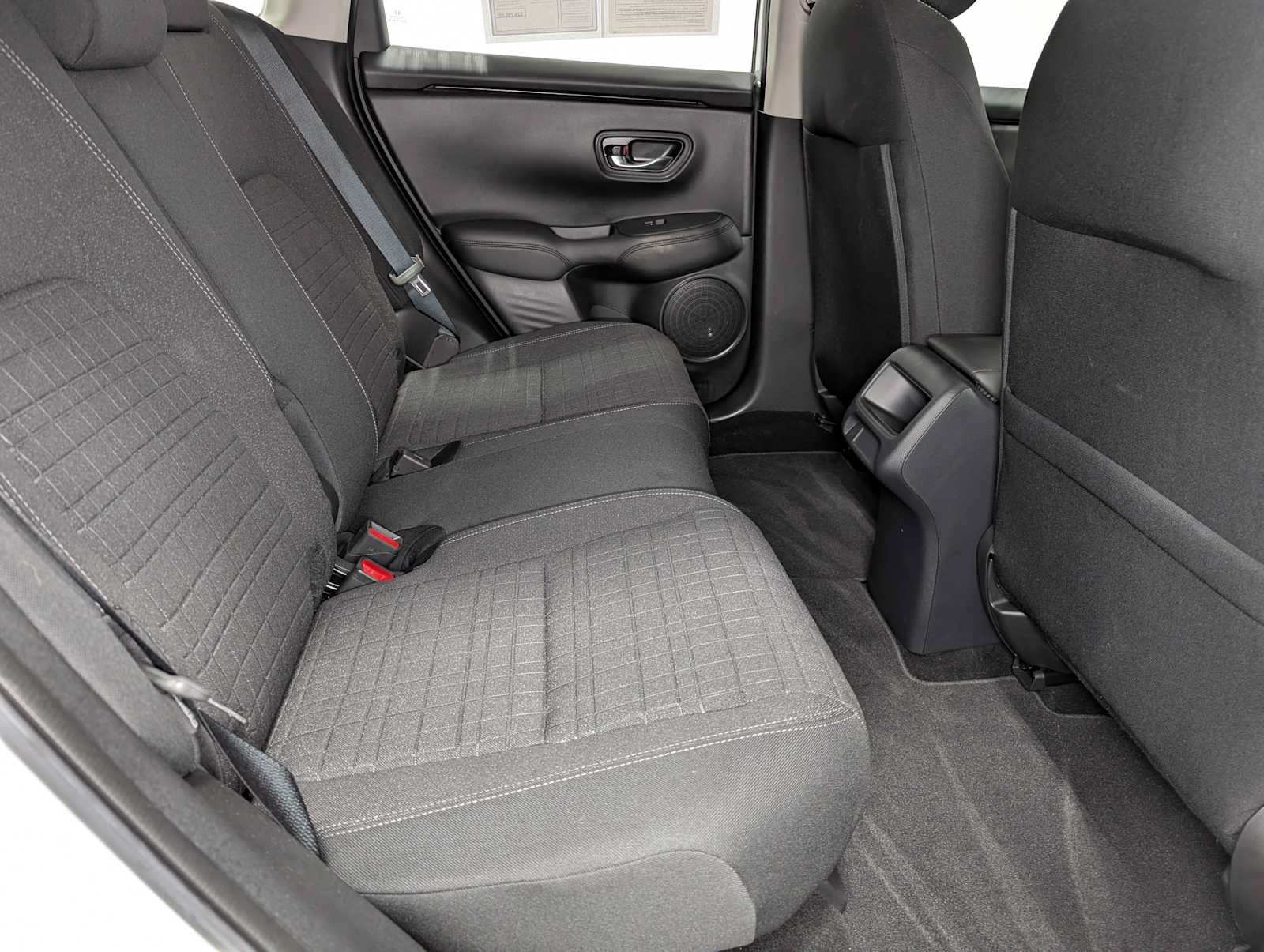Certified 2024 Honda HR-V LX image 36