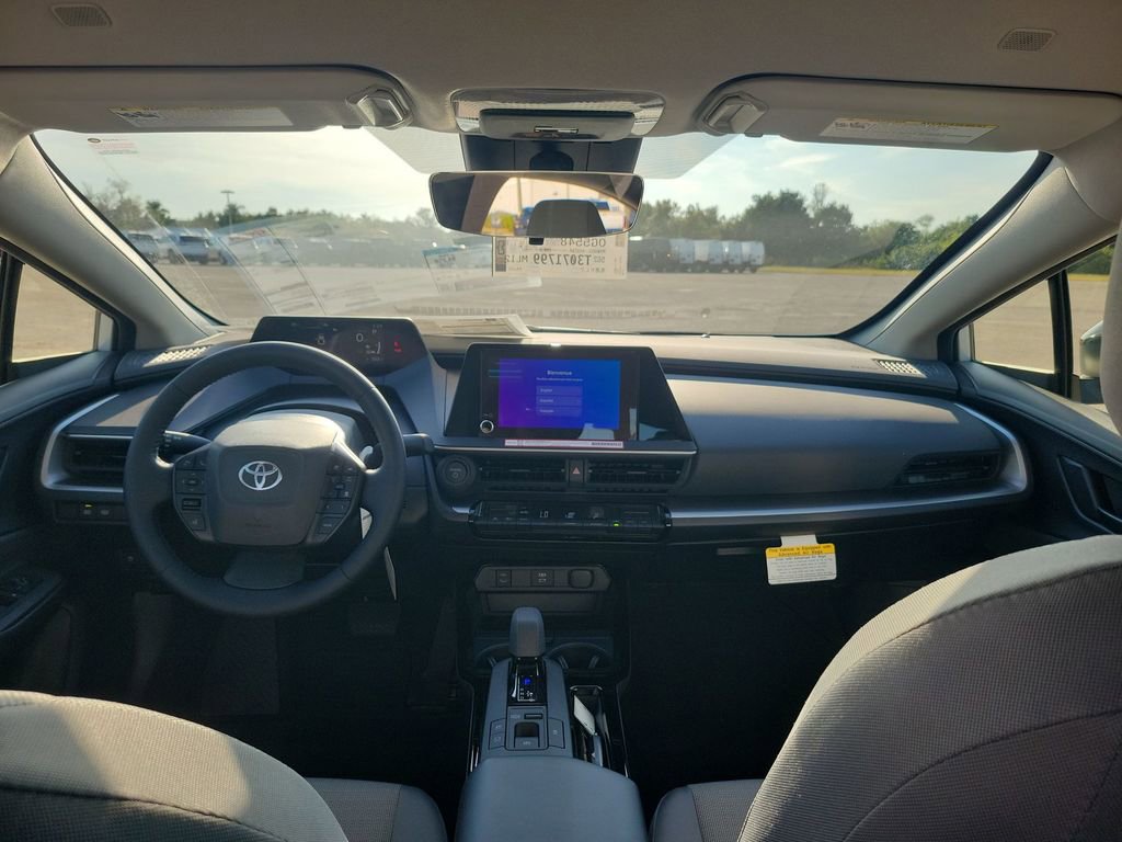 New 2026 Toyota Prius LE image 10