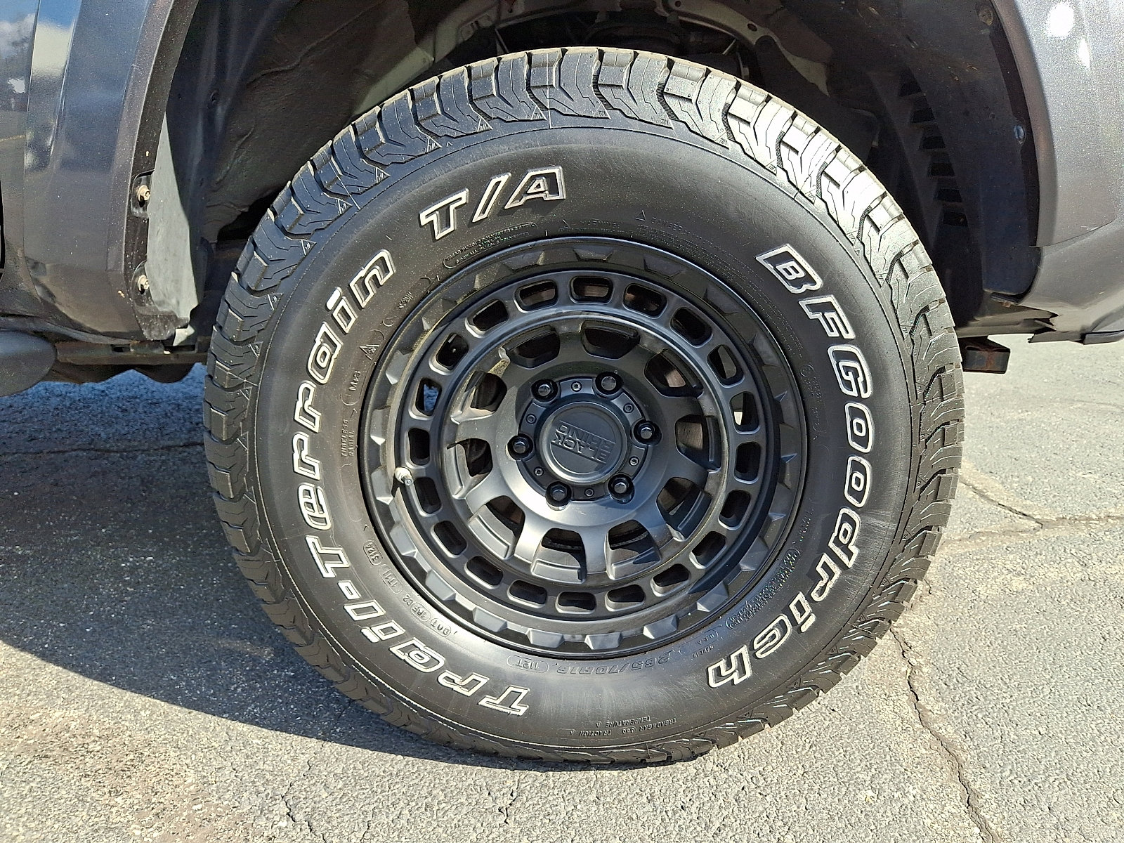 Used 2021 Toyota Tacoma TRD Sport w/ TRD Premium Sport Package image 8