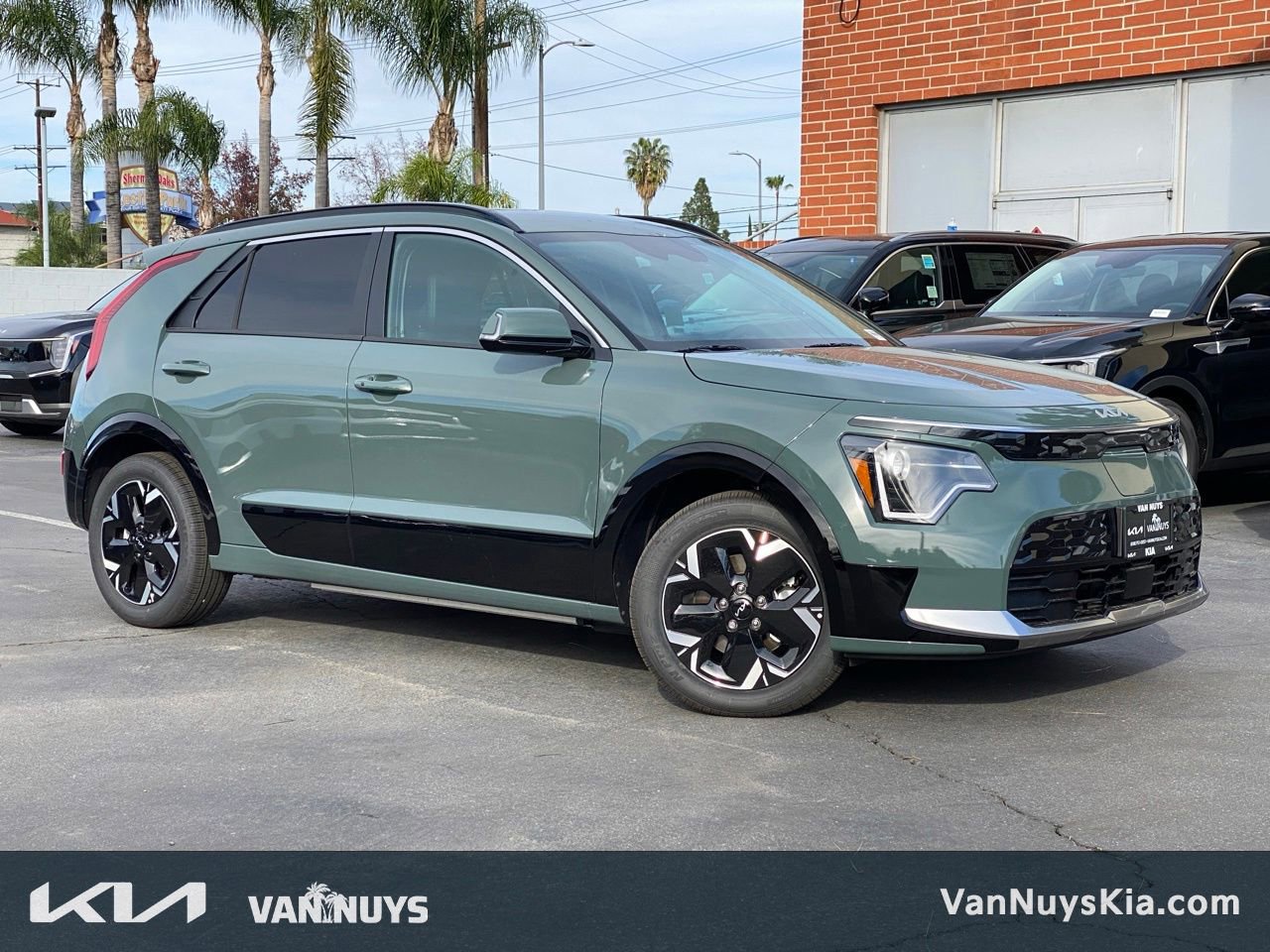 New 2025 Kia Niro Wind w/ Wind Preserve Package image 1