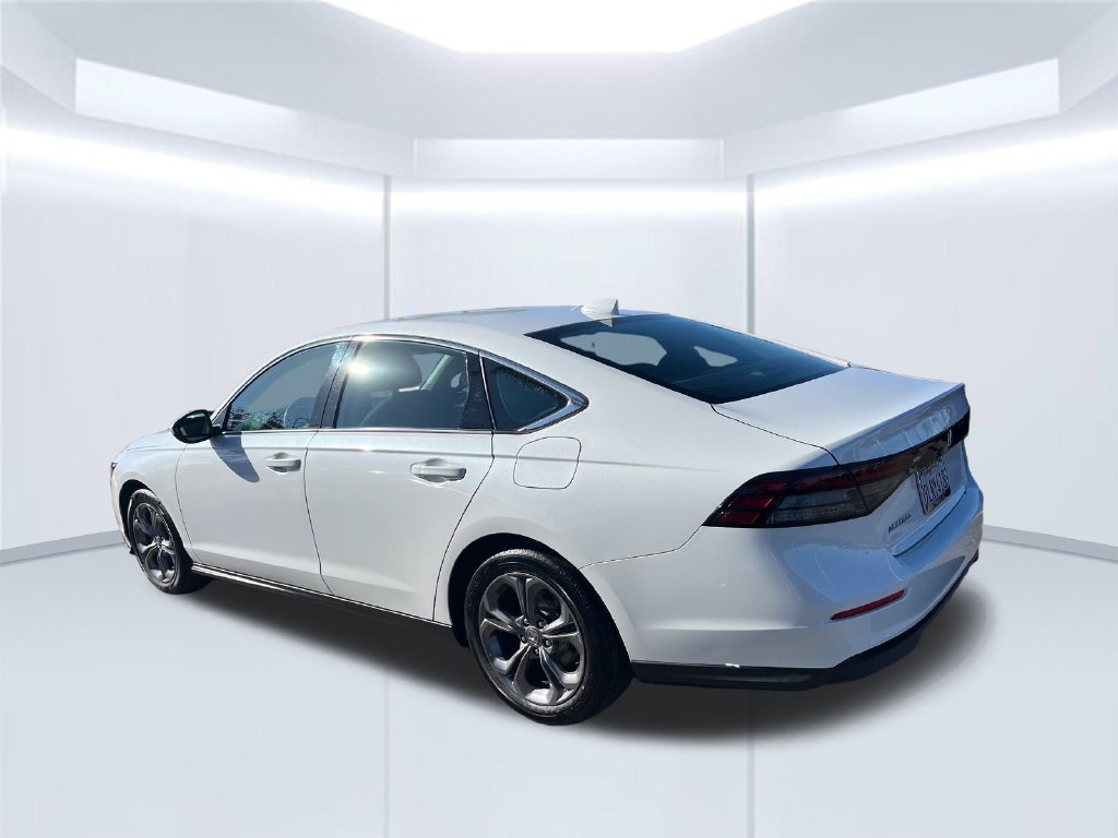 Certified 2024 Honda Accord EX image 3