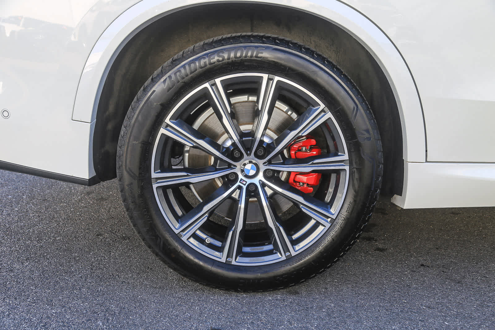 Certified 2025 BMW X5 M60i image 8