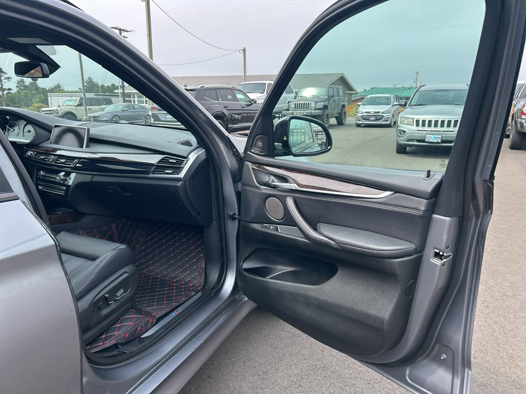 Used 2014 BMW X5 xDrive35i AWD/4WD image 29