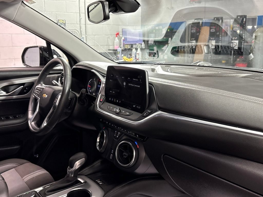 Used 2023 Chevrolet Blazer LT w/ Convenience Package FWD image 32