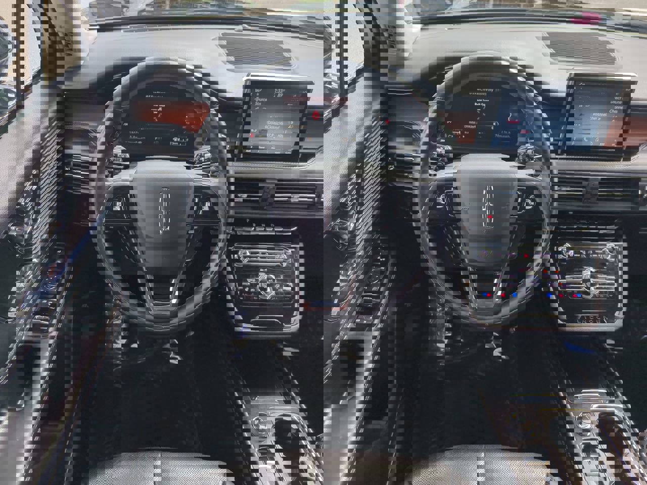 Certified 2022 Lincoln Corsair Reserve w/ Equipment Group 201A image 16