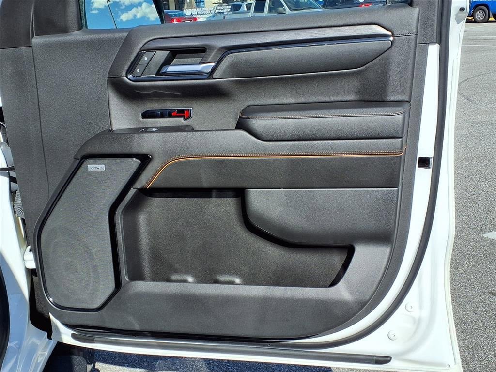 Used 2022 GMC Sierra 1500 AT4 w/ Sierra Safety Plus Package image 15