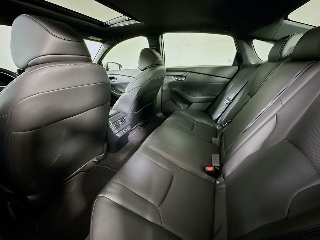 Used 2025 Honda Accord Sport image 13