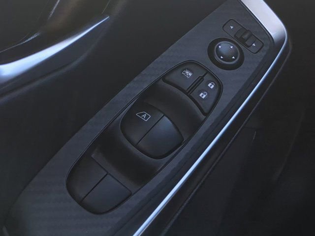 Used 2025 Nissan Sentra SR w/ Midnight Edition FWD image 21
