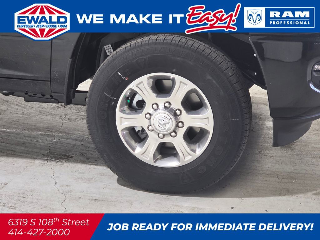 New 2025 RAM 3500 Big Horn image 13