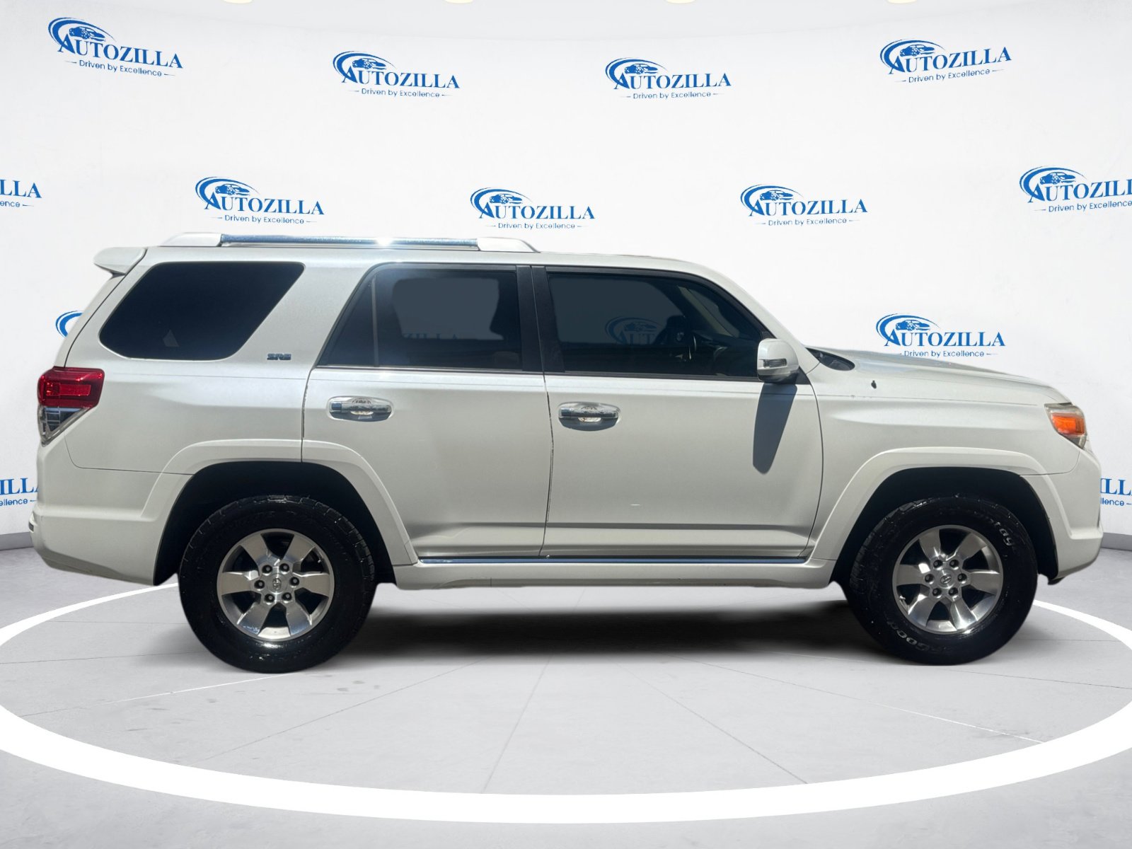 Used 2011 Toyota 4Runner SR5 image 6