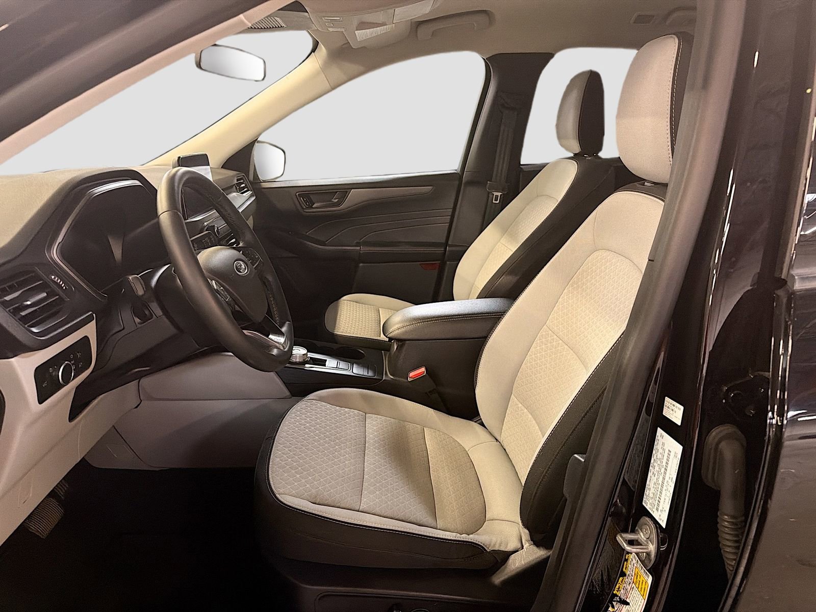 Used 2024 Ford Escape Active AWD/4WD image 21