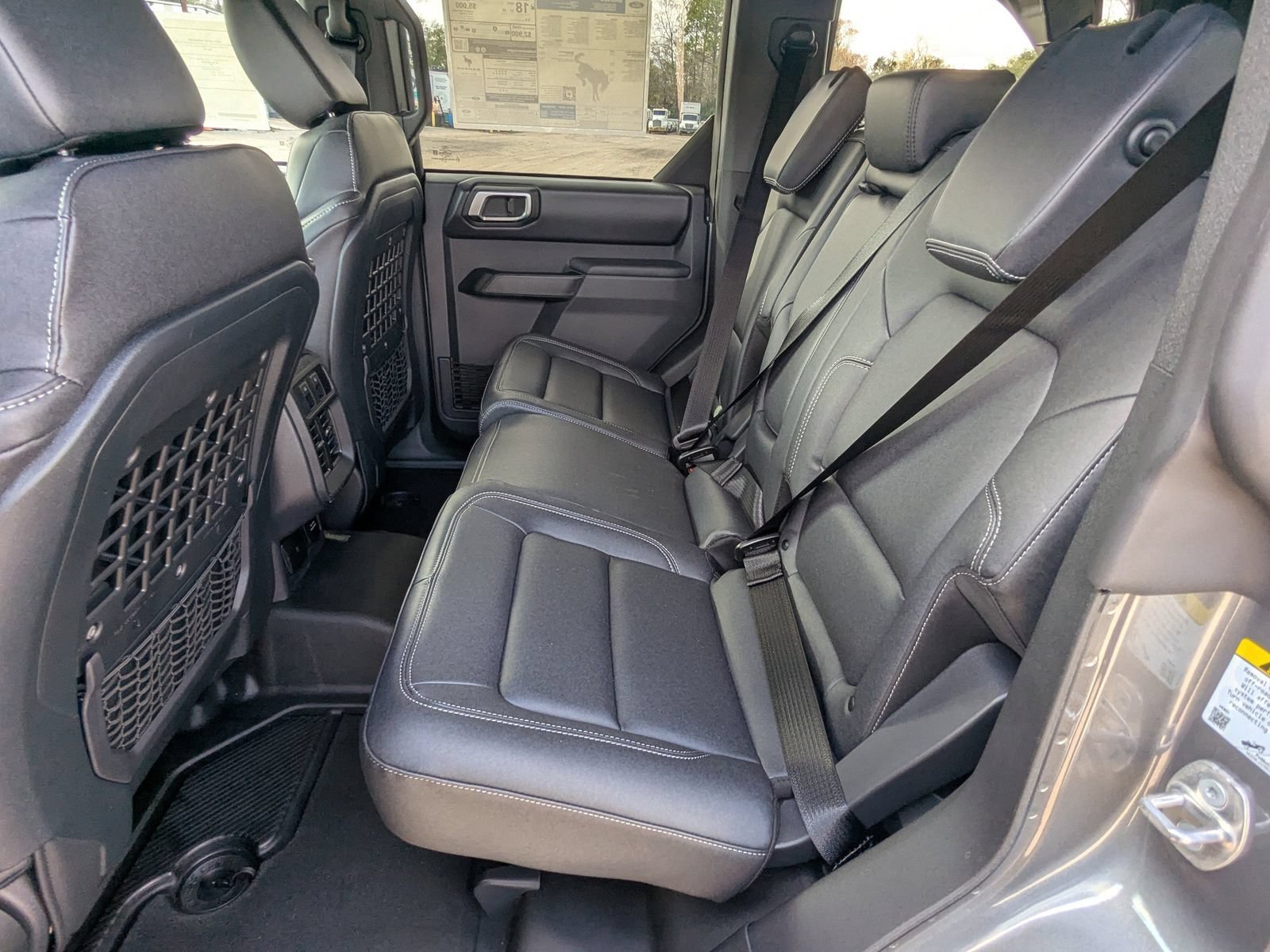 New 2025 Ford Bronco Badlands w/ Sasquatch Package AWD/4WD image 14