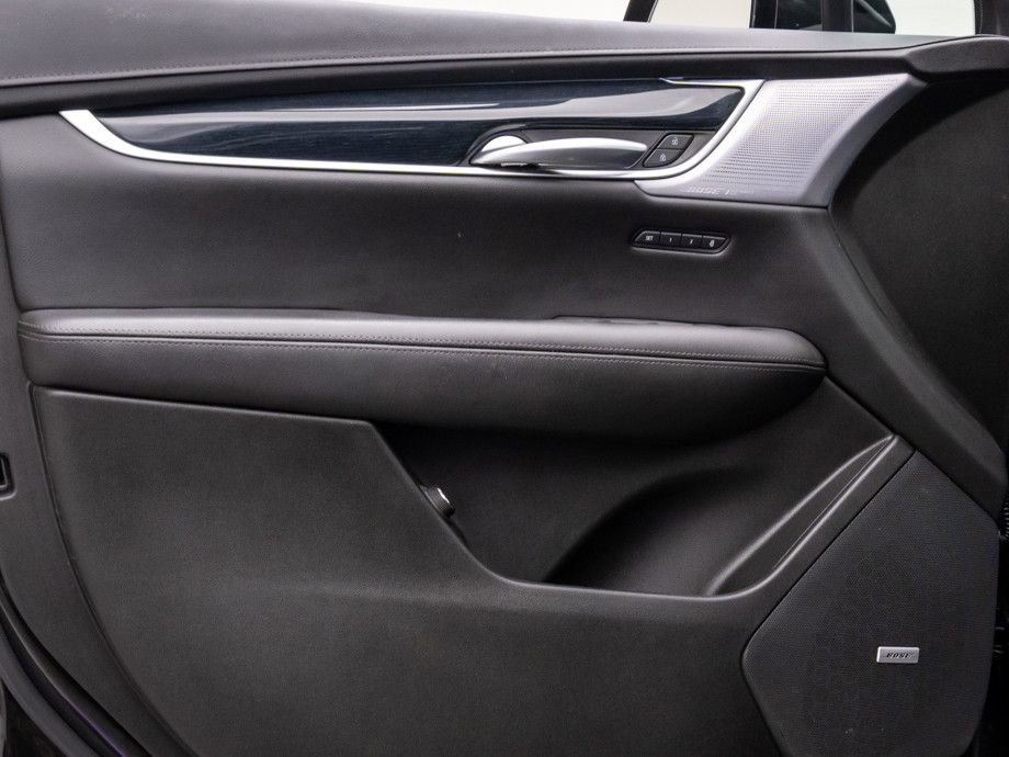 Certified 2024 Cadillac XT5 Premium Luxury w/ LPO, Floor Liner Package image 15