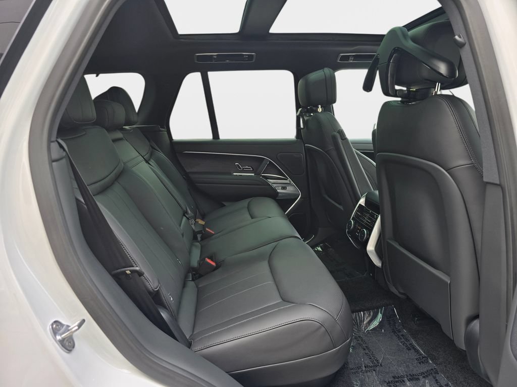 New 2026 Land Rover Range Rover SE AWD/4WD image 11