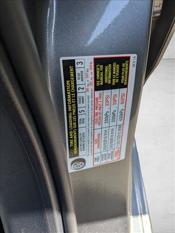 Used 2025 Nissan Versa SV FWD image 15