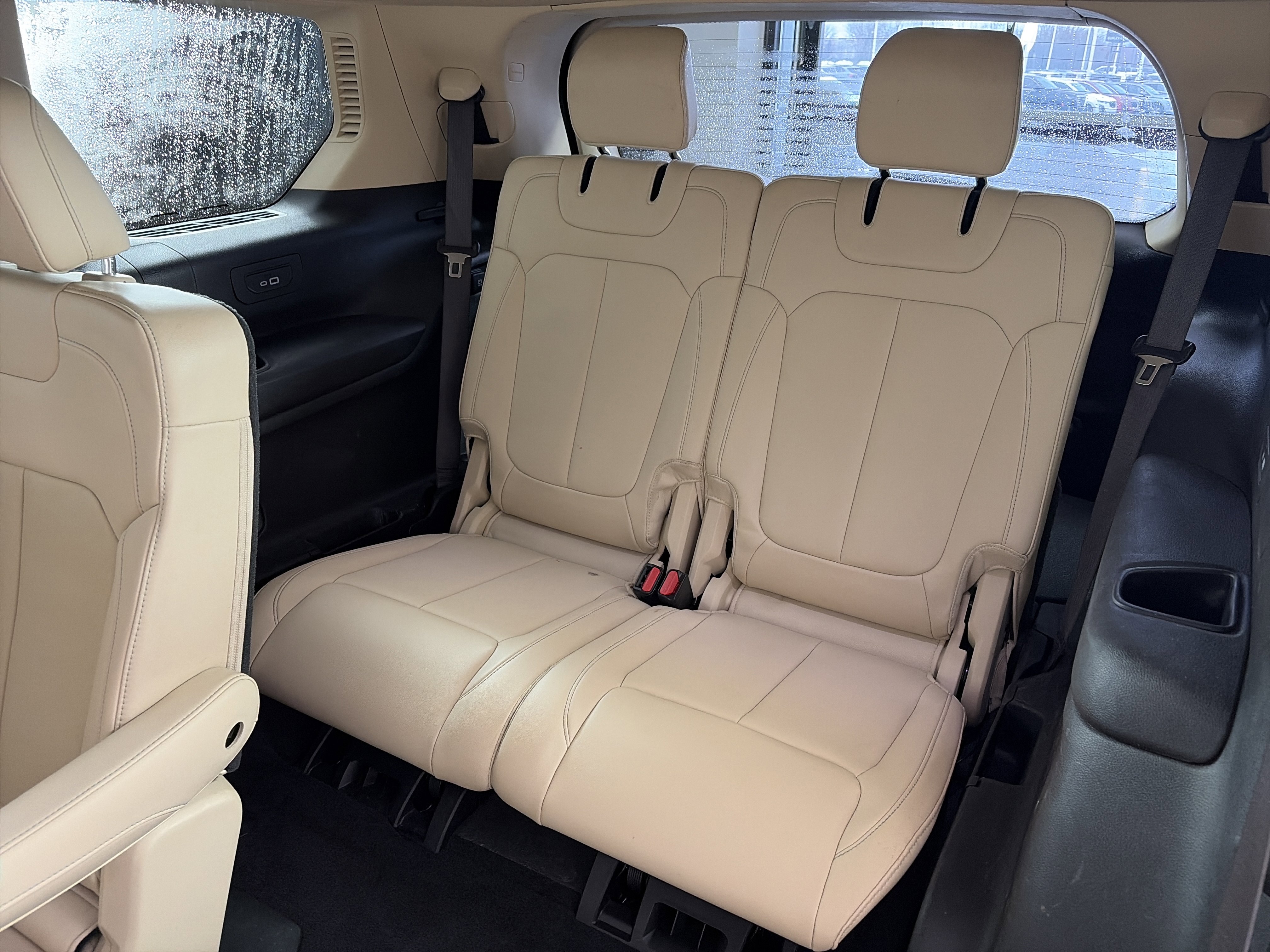 Used 2022 Jeep Grand Cherokee L Limited image 8