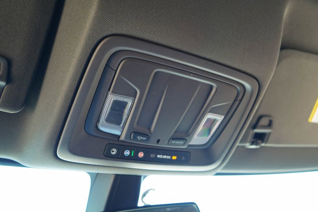 Used 2019 Chevrolet Silverado 1500 LT w/ Texas Edition RWD image 11