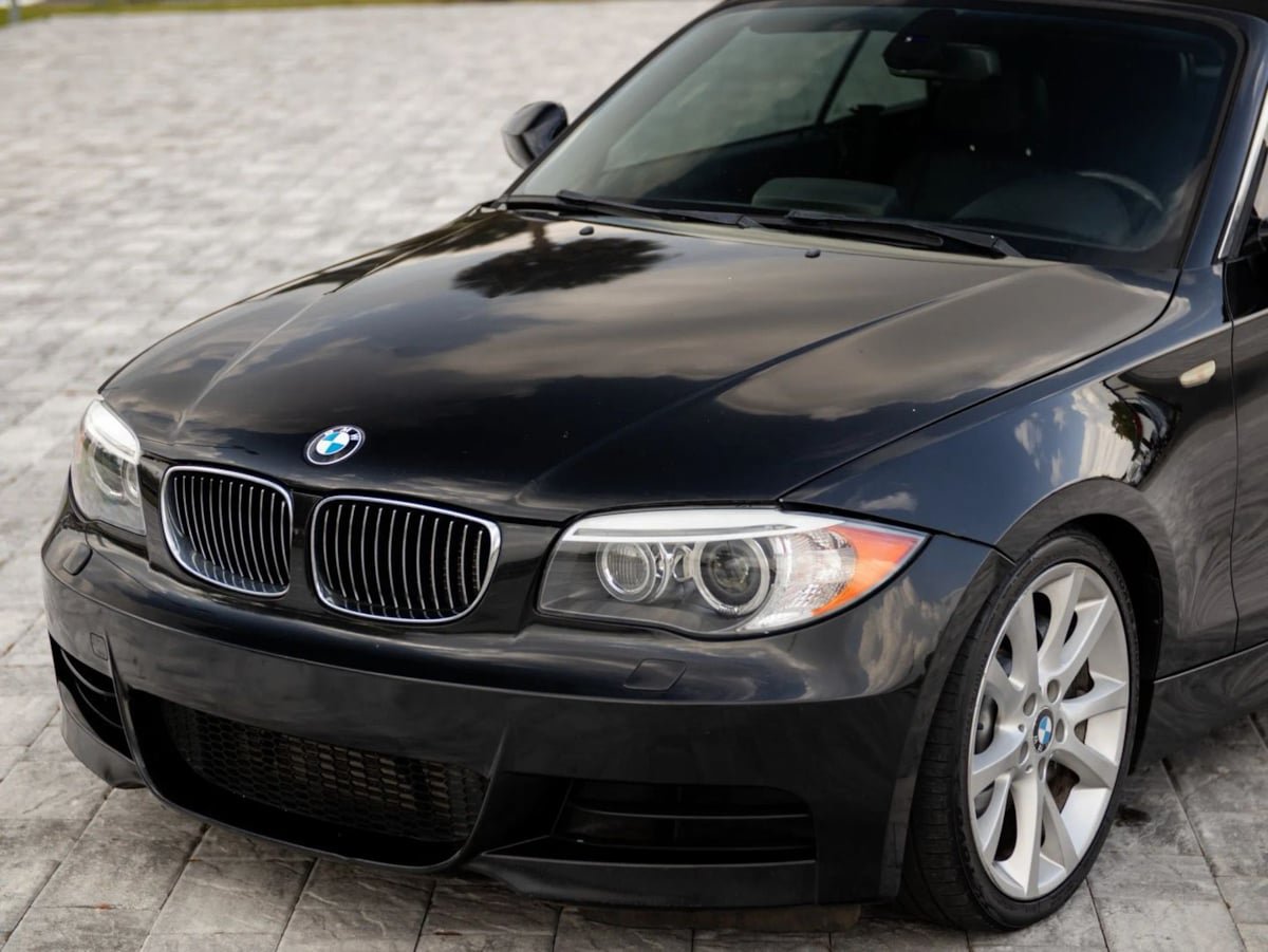 Used 2012 BMW 135i Convertible RWD image 5