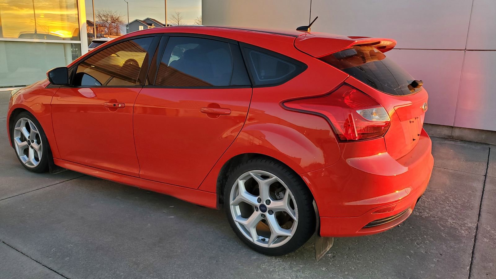 Used 2014 Ford Focus ST w/ Equipment Group 202A image 4