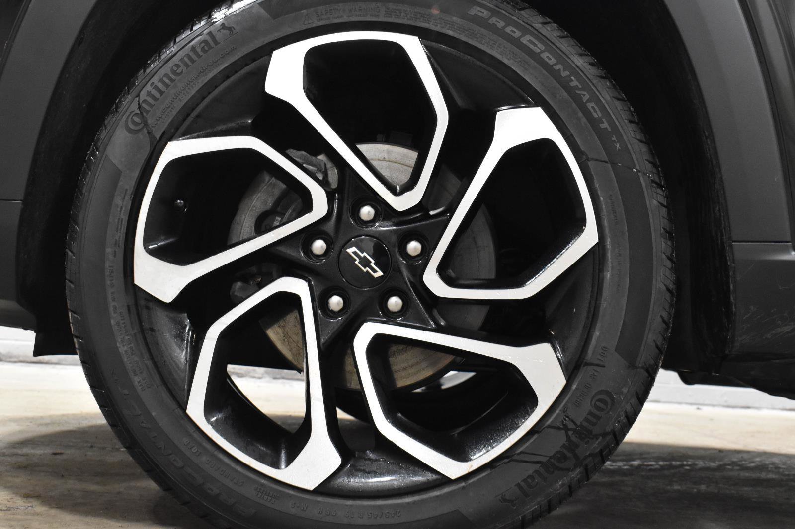 Used 2025 Chevrolet Trax RS image 31