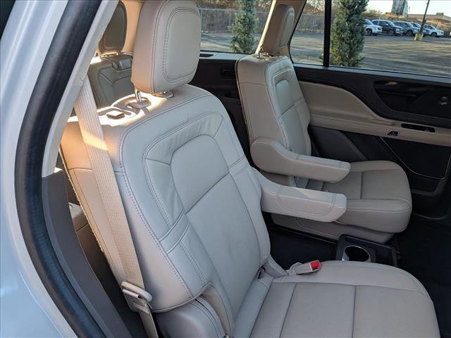 Certified 2023 Lincoln Aviator Reserve w/ Equipment Group 201A RWD image 17