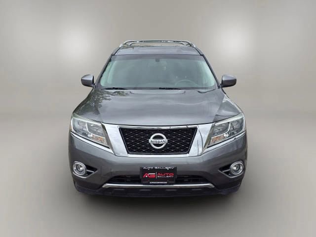 Used 2016 Nissan Pathfinder SV AWD/4WD image 2