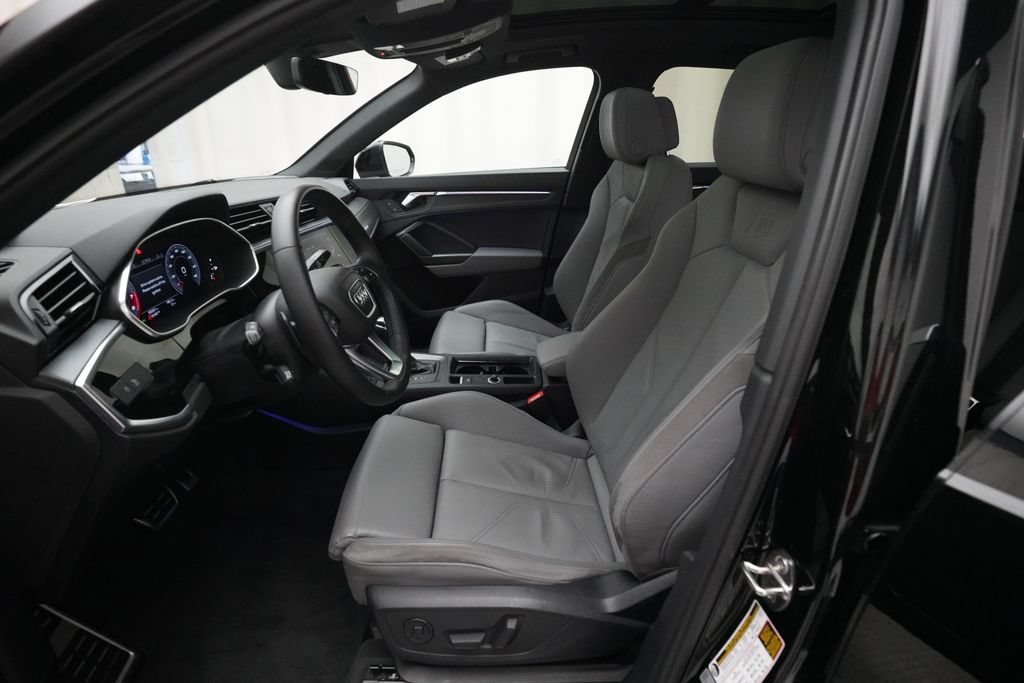Used 2019 Audi Q3 2.0T Prestige w/ Prestige Package AWD/4WD image 7