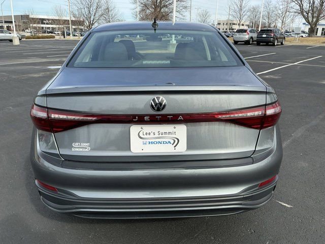 Used 2025 Volkswagen Jetta S image 4
