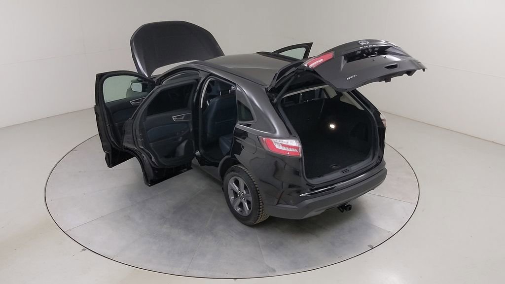 Certified 2023 Ford Edge SEL w/ Sport Appearance Package AWD/4WD image 49