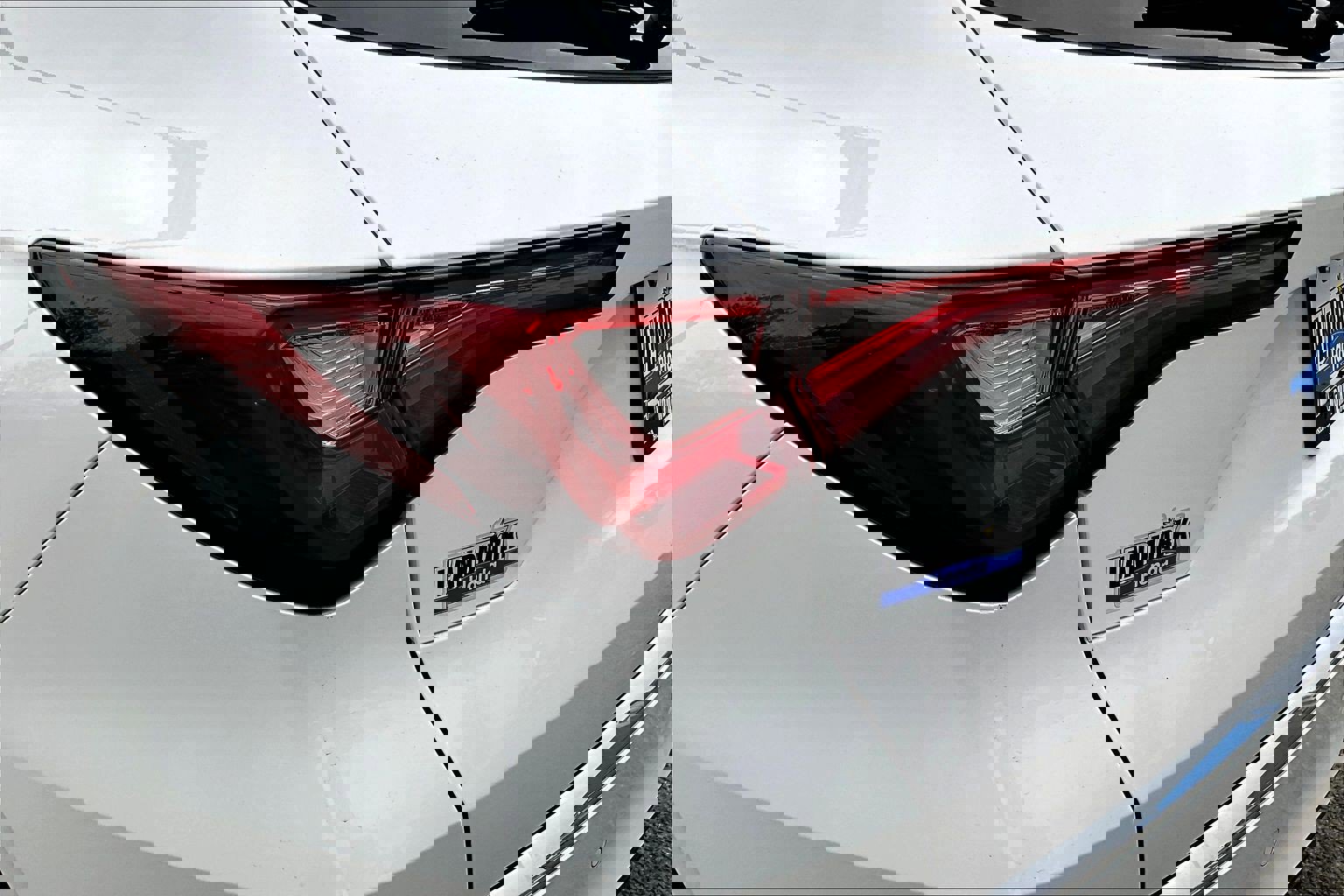 Used 2024 Acura MDX SH-AWD w/ Advance Package image 33