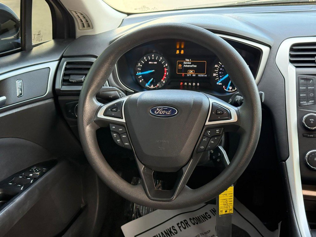 Used 2016 Ford Fusion SE image 14