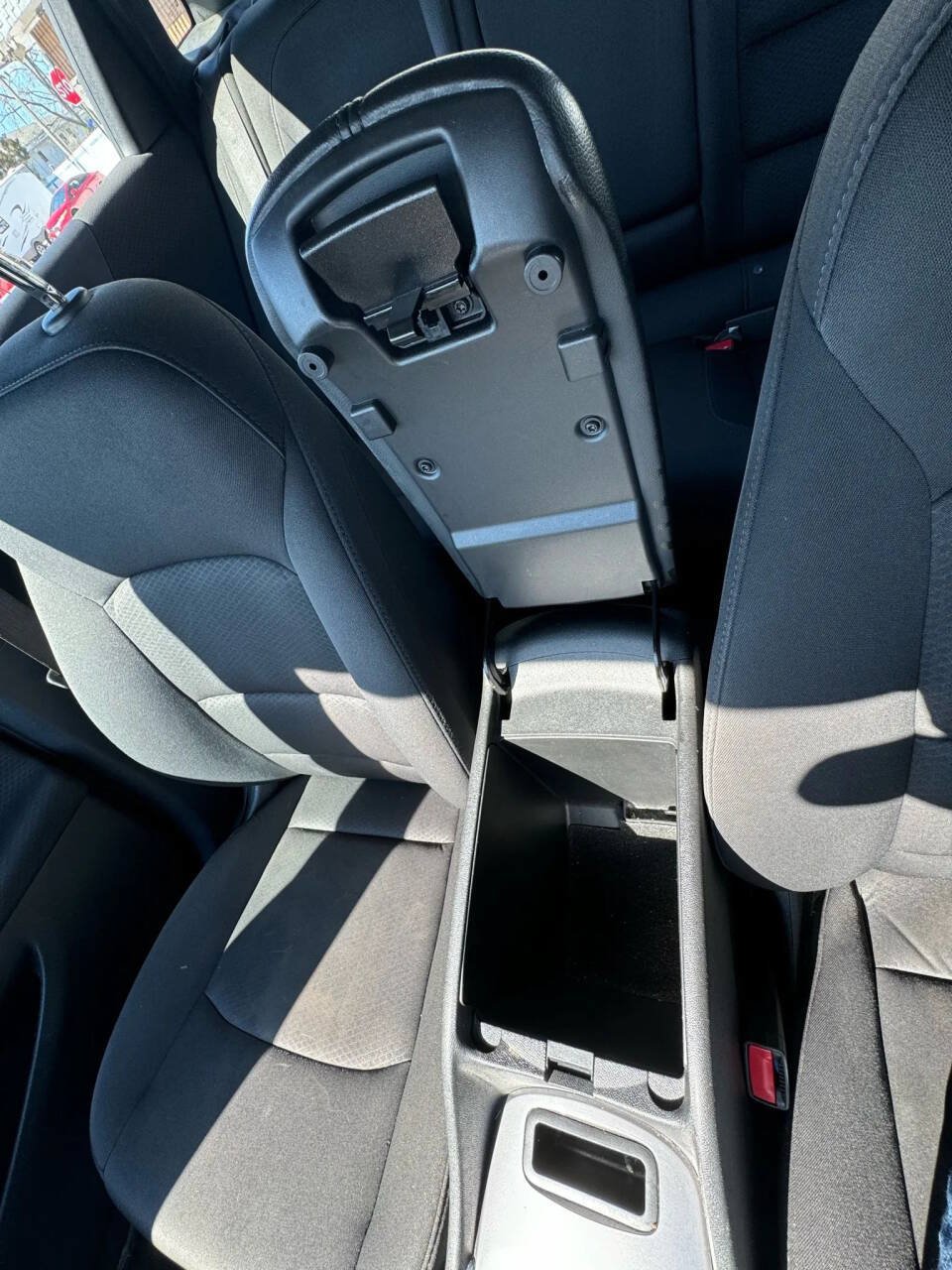 Used 2021 Chevrolet Malibu LT FWD image 29