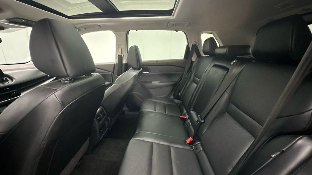 Certified 2023 Nissan Rogue SV w/ SV Premium B Package image 9