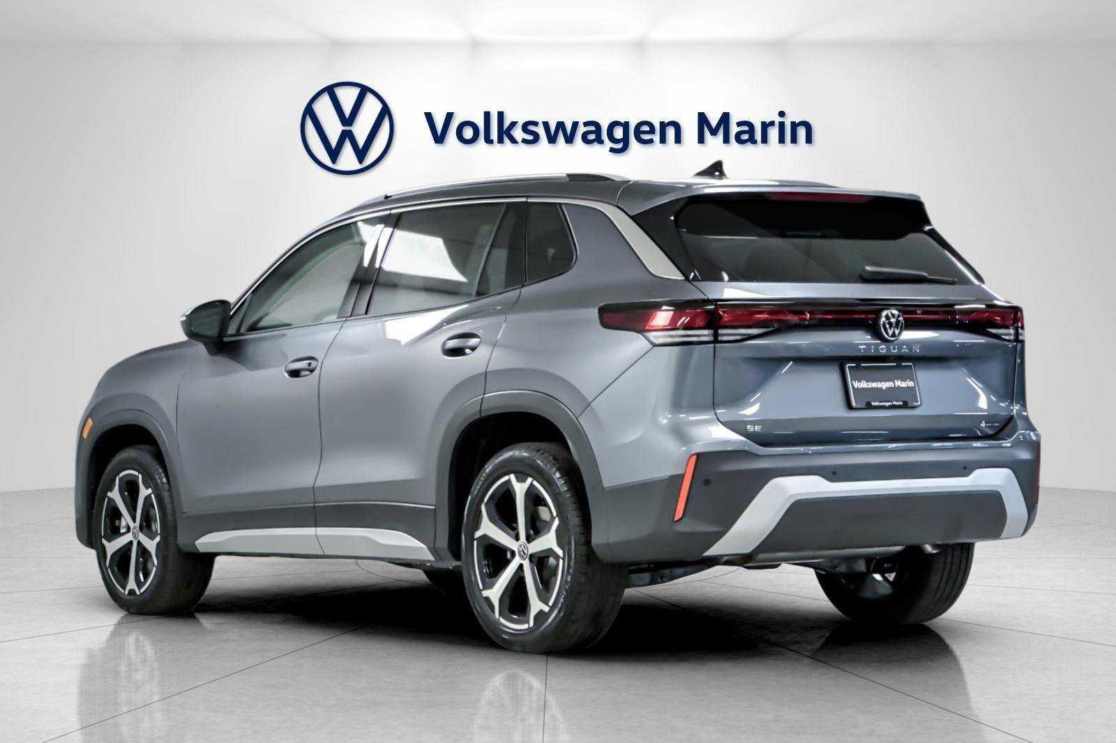 New 2026 Volkswagen Tiguan SE image 3