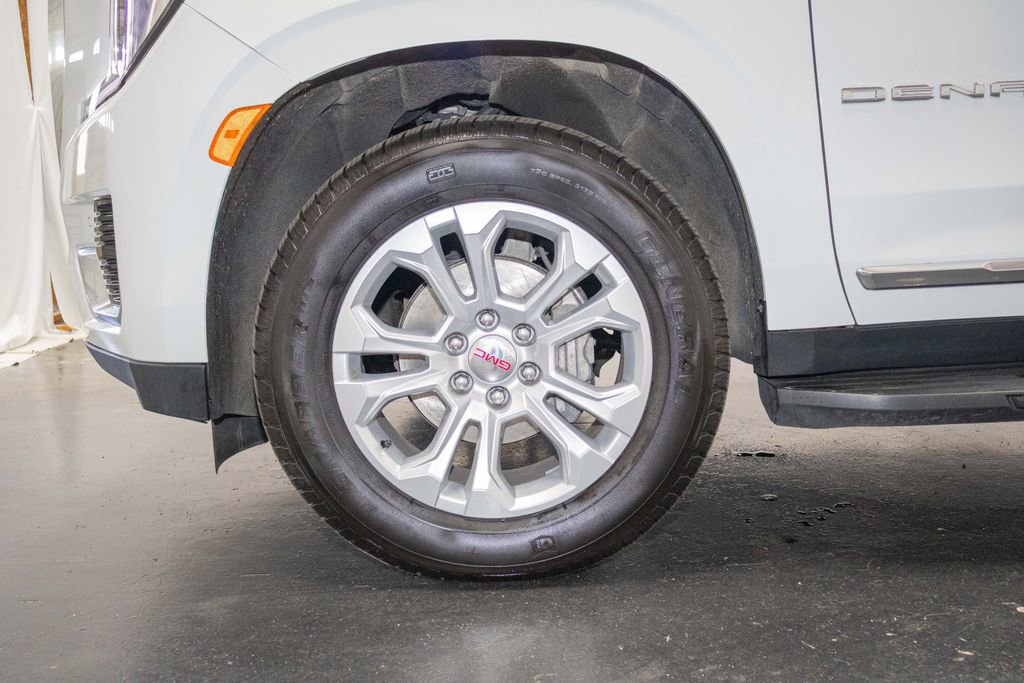 Certified 2024 GMC Yukon XL Denali image 8