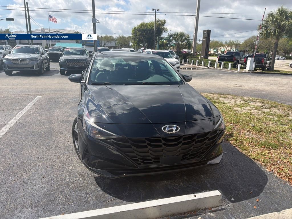 Certified 2023 Hyundai Elantra SEL w/ Convenience Package