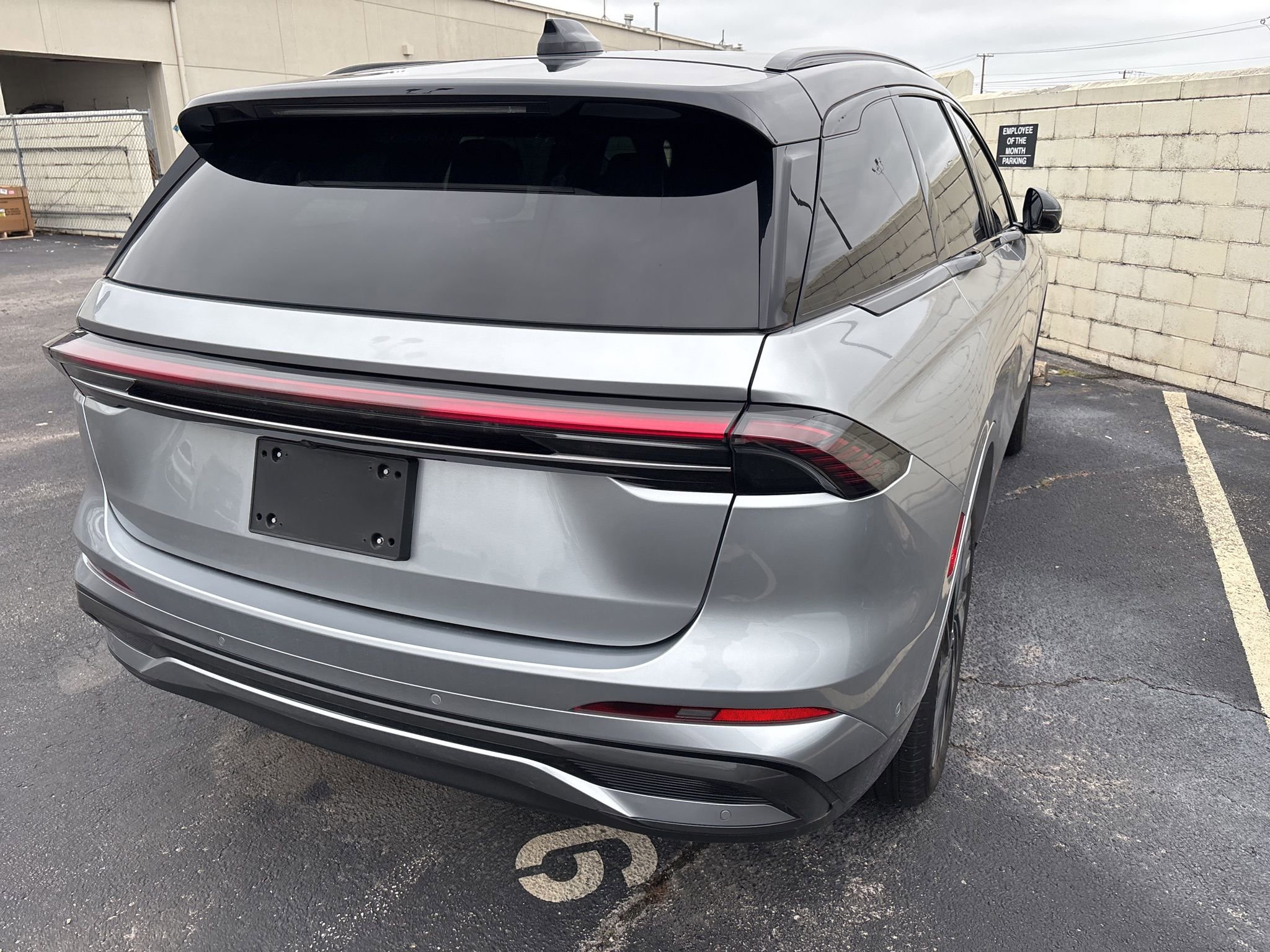 Used 2024 Lincoln Nautilus Reserve w/ Equipment Group 202A image 7