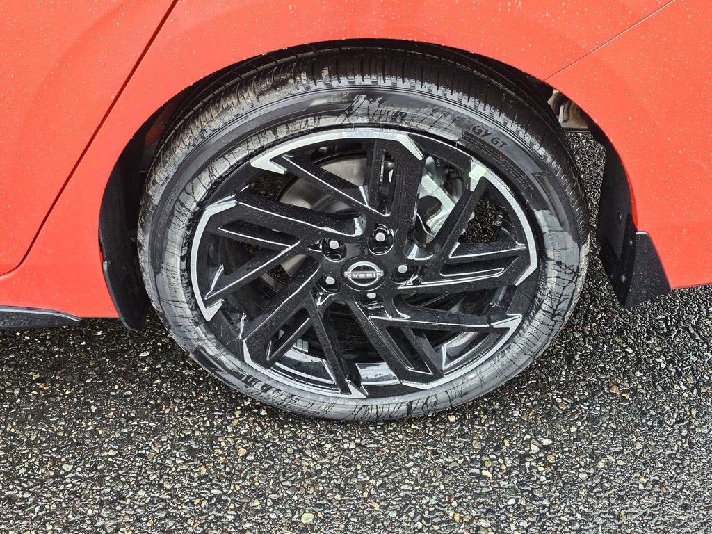 New 2026 Nissan Sentra SR image 9