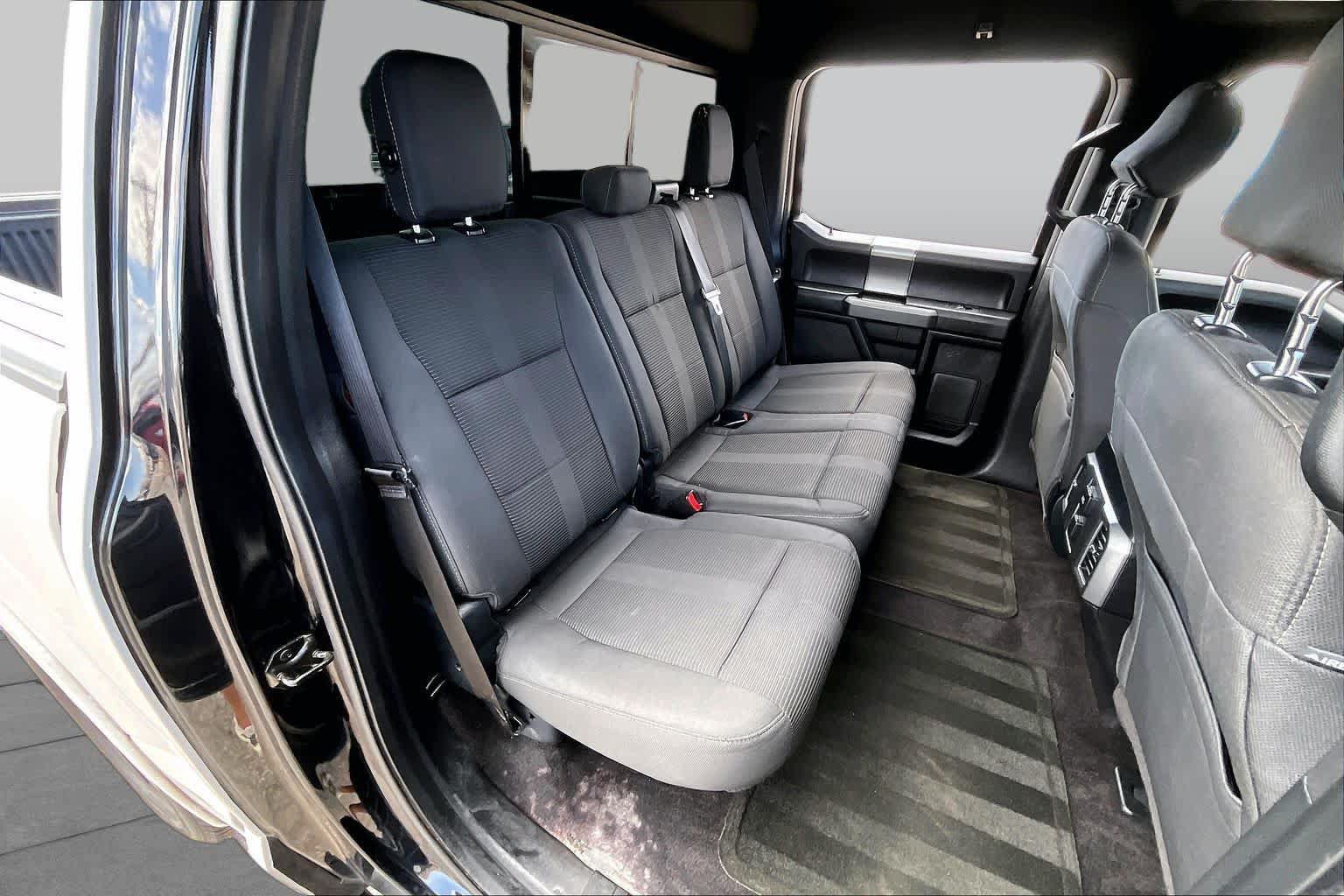 Used 2016 Ford F150 XLT w/ Equipment Group 302A Luxury RWD image 19