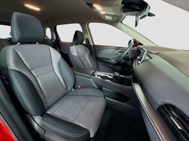 Used 2021 Nissan Rogue SV image 29