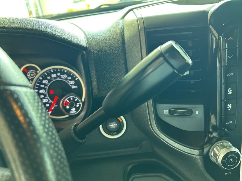 Used 2025 RAM 3500 Tradesman image 13