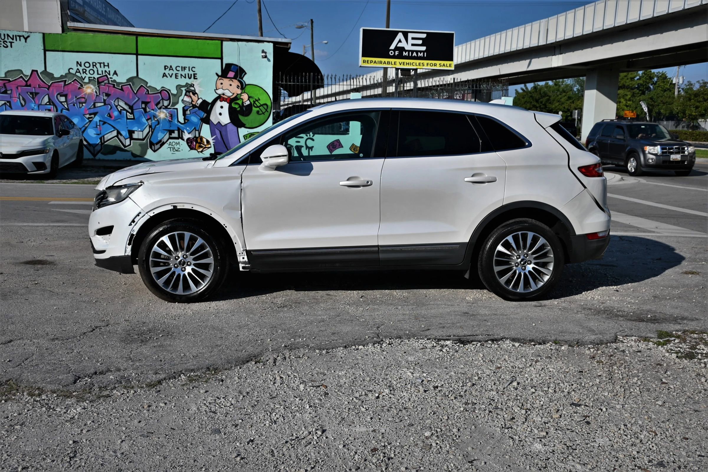 Used 2017 Lincoln MKC Reserve image 7