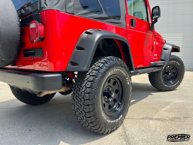 Used 2005 Jeep Wrangler X w/ Tire & Wheel Group (Ecco) AWD/4WD image 12