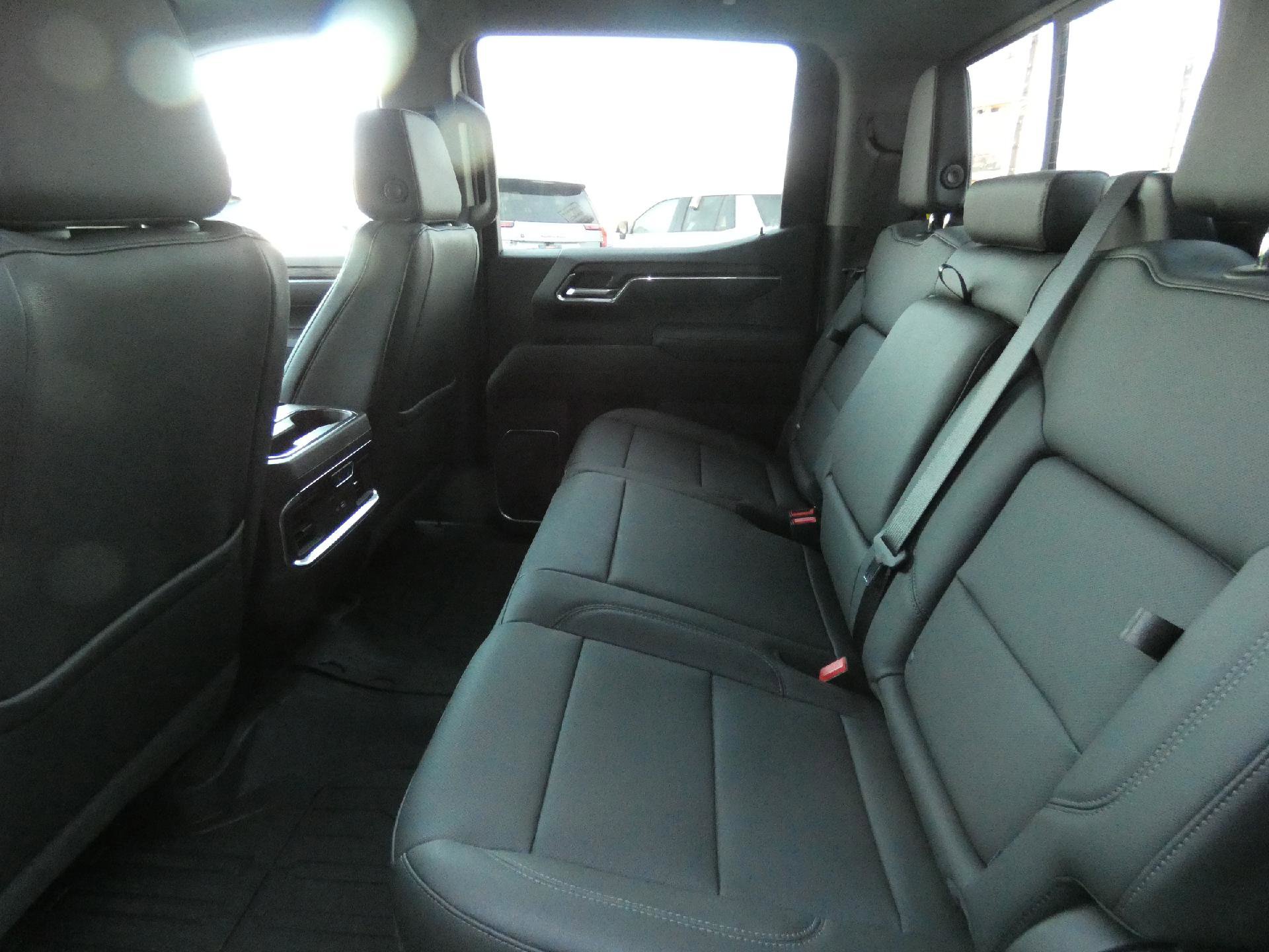 New 2026 GMC Sierra 1500 SLT w/ SLT Premium Plus Package image 13