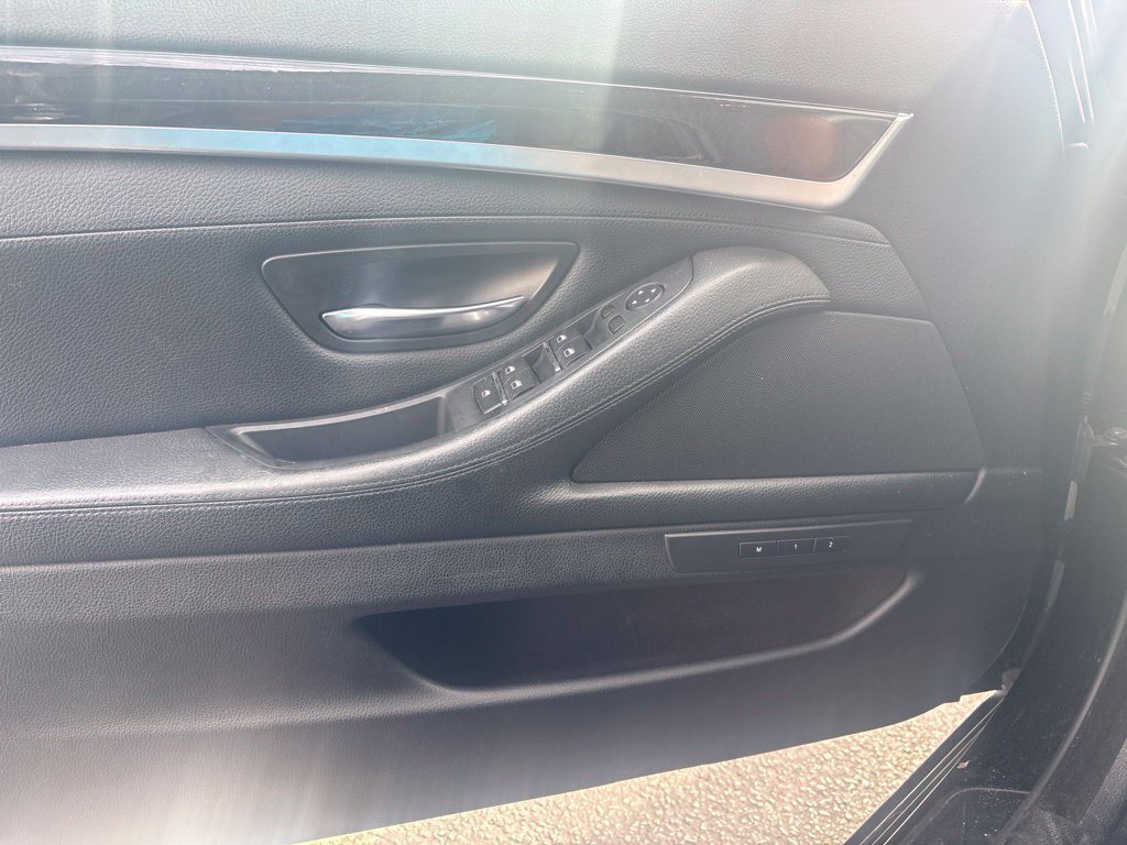 Used 2014 BMW 550i Sedan RWD image 6