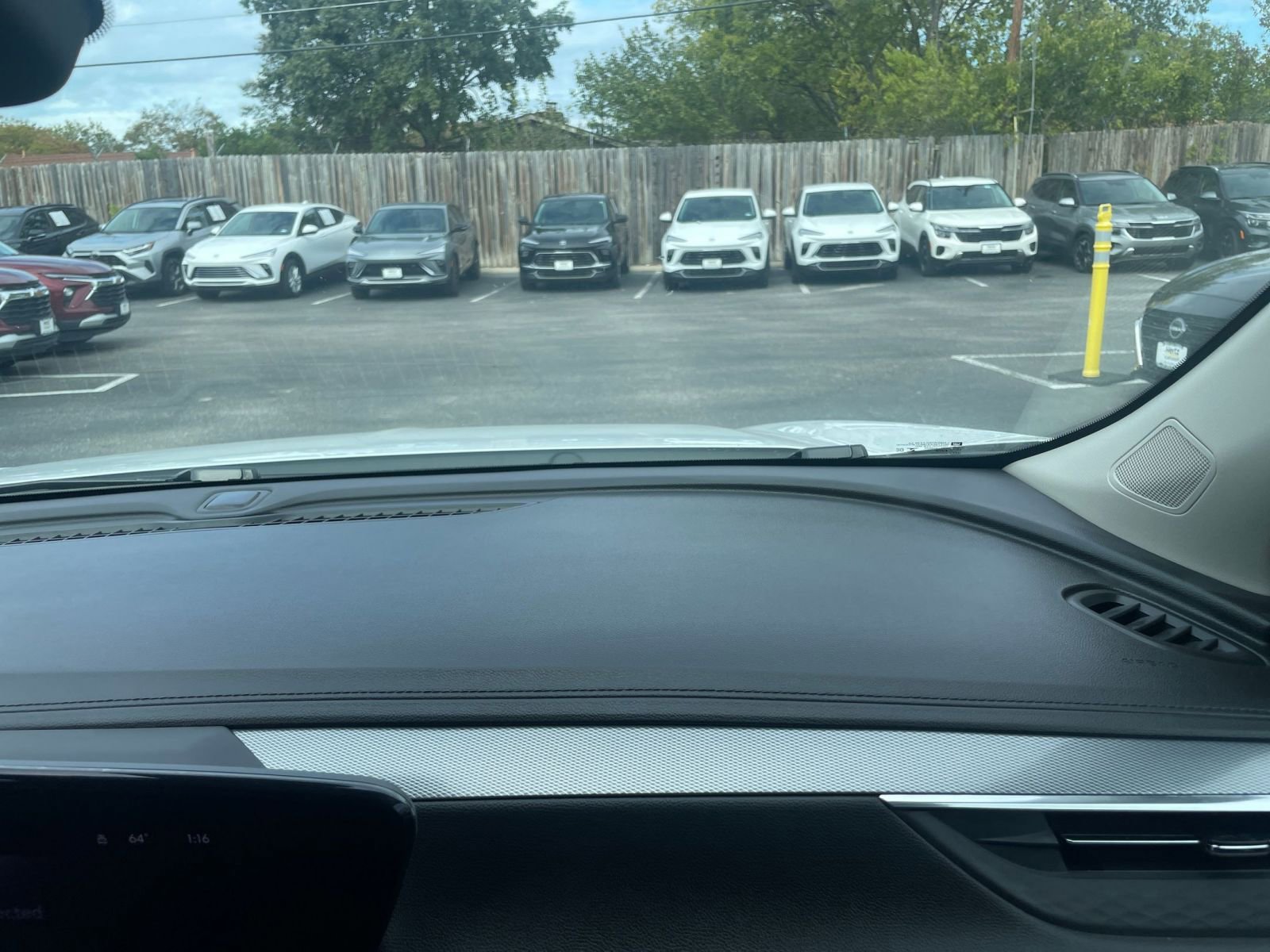 Used 2025 Buick Encore GX Preferred image 29