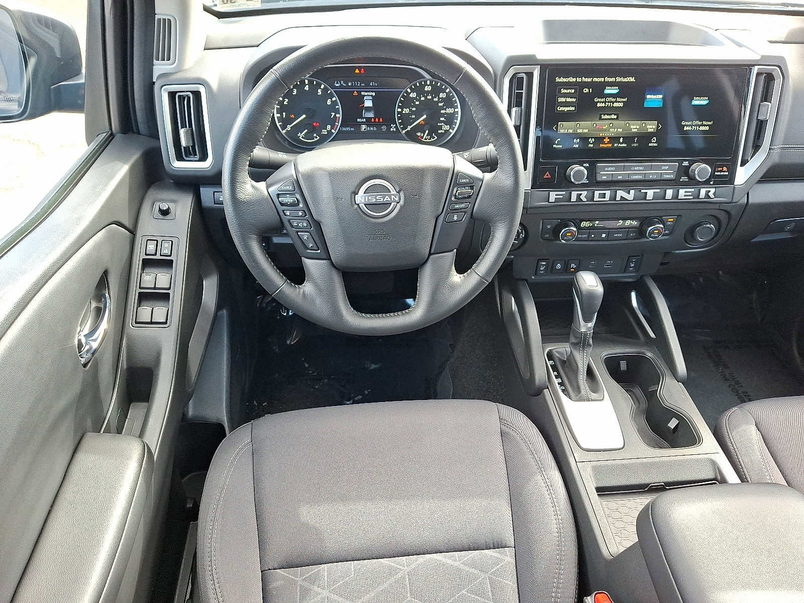 Used 2025 Nissan Frontier SV w/ SV Convenience Package image 12