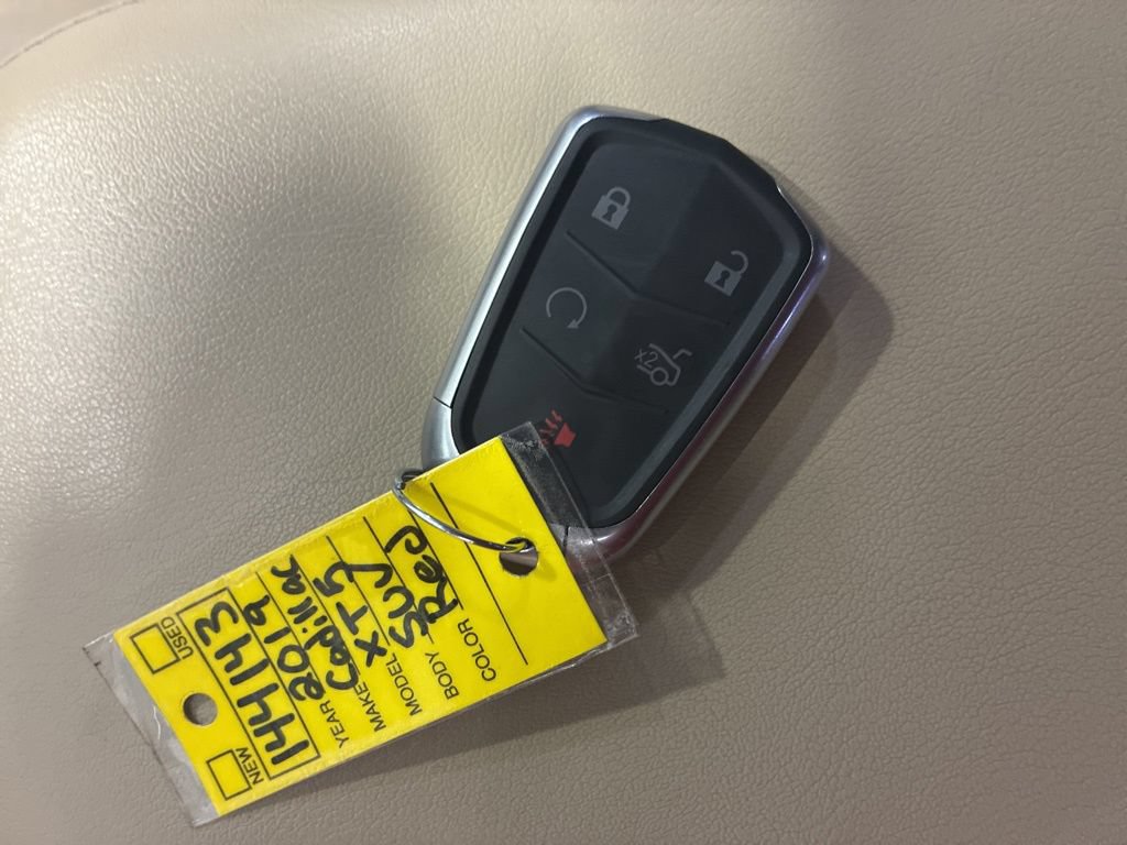 Used 2019 Cadillac XT5 FWD image 19