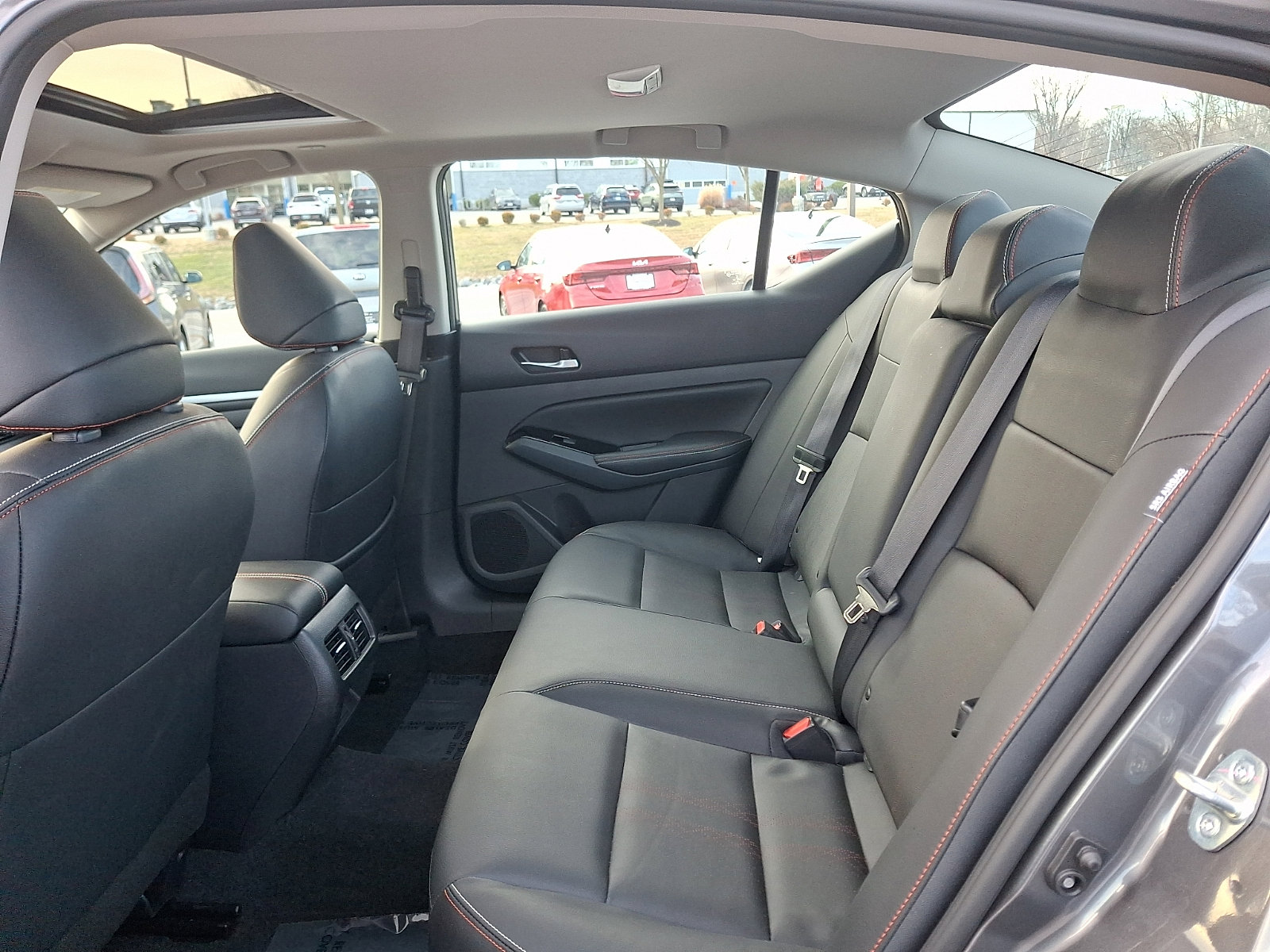 Used 2023 Nissan Altima 2.0 SR image 10