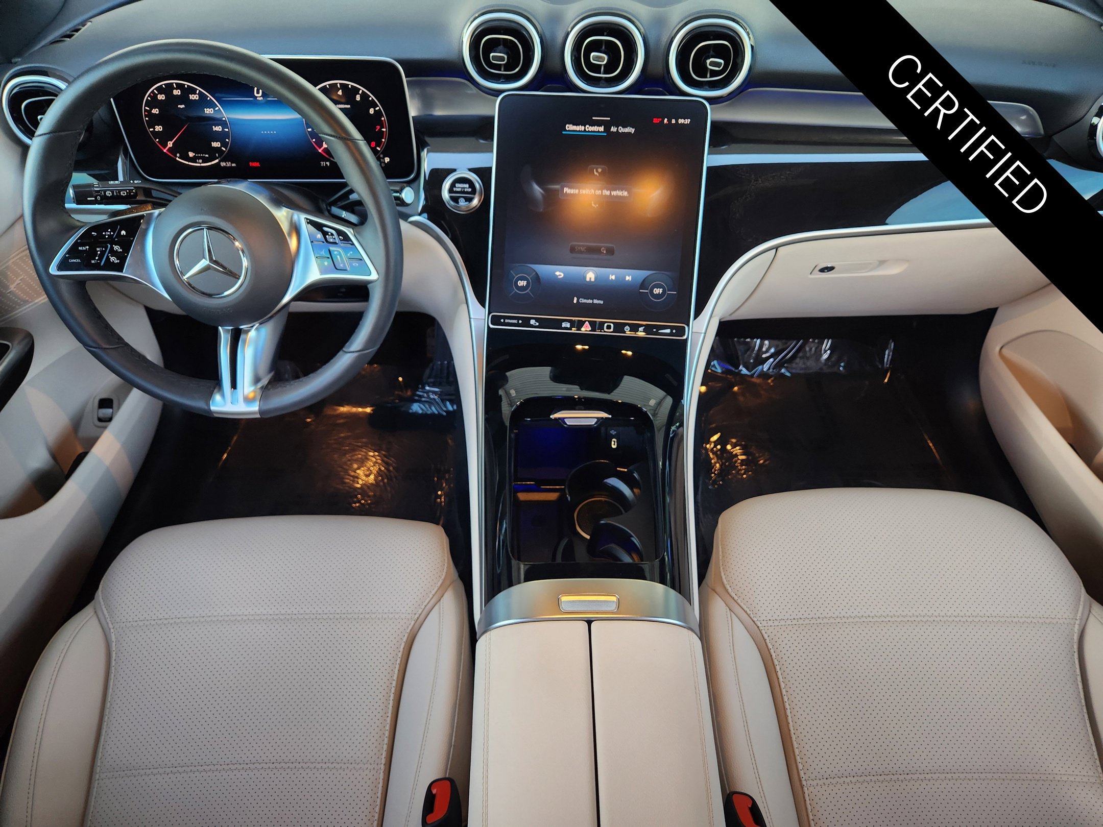 Certified 2026 Mercedes-Benz GLC 300 image 2